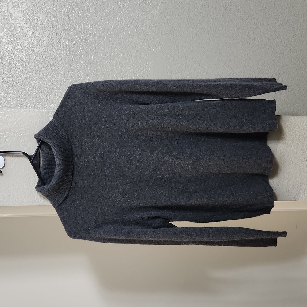 Morgan Taylor Women's Charcoal Gray Turtleneck Sweater